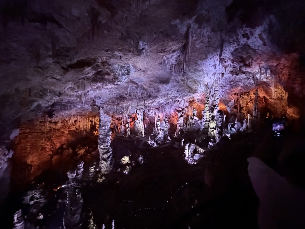 The Salamandre Cave